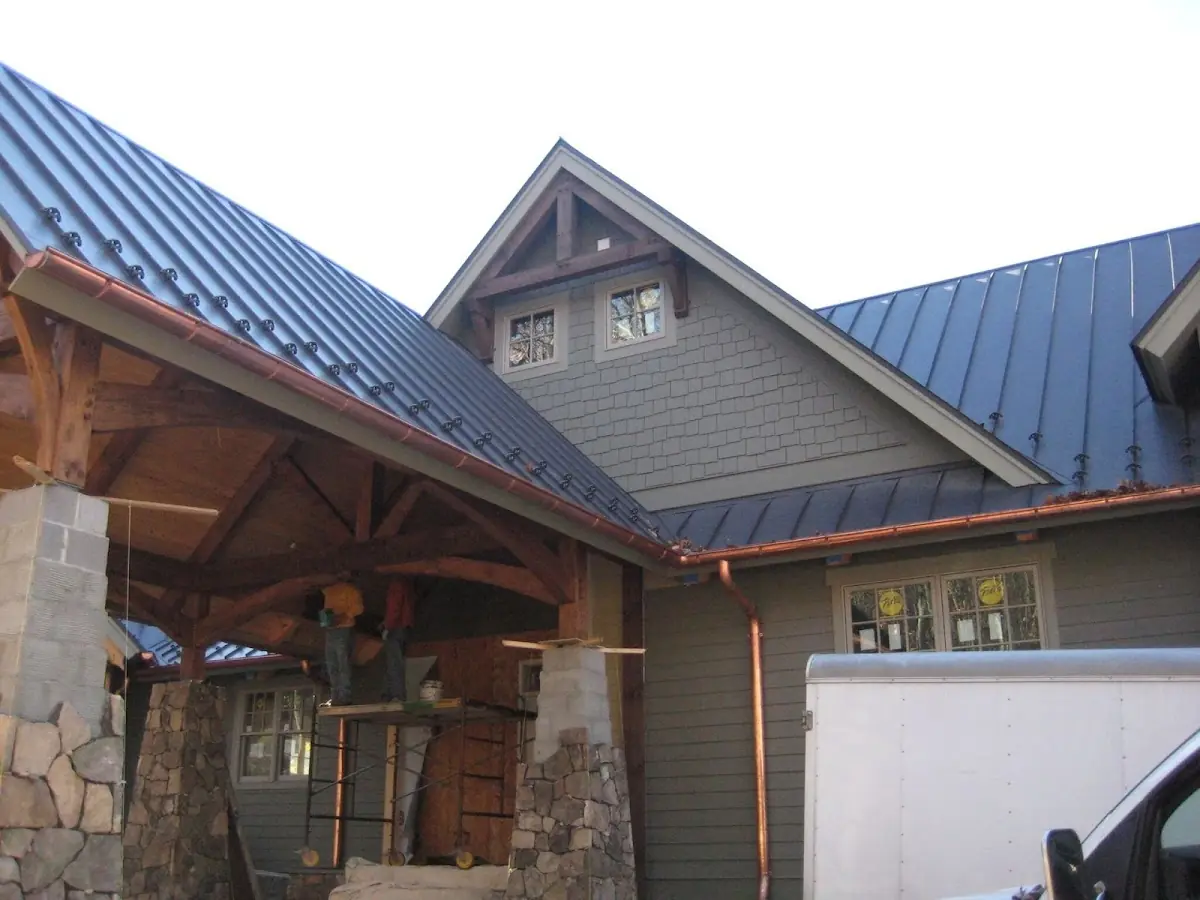 Craftsman Roofing team delivering quality roofing work in Goose Hollow